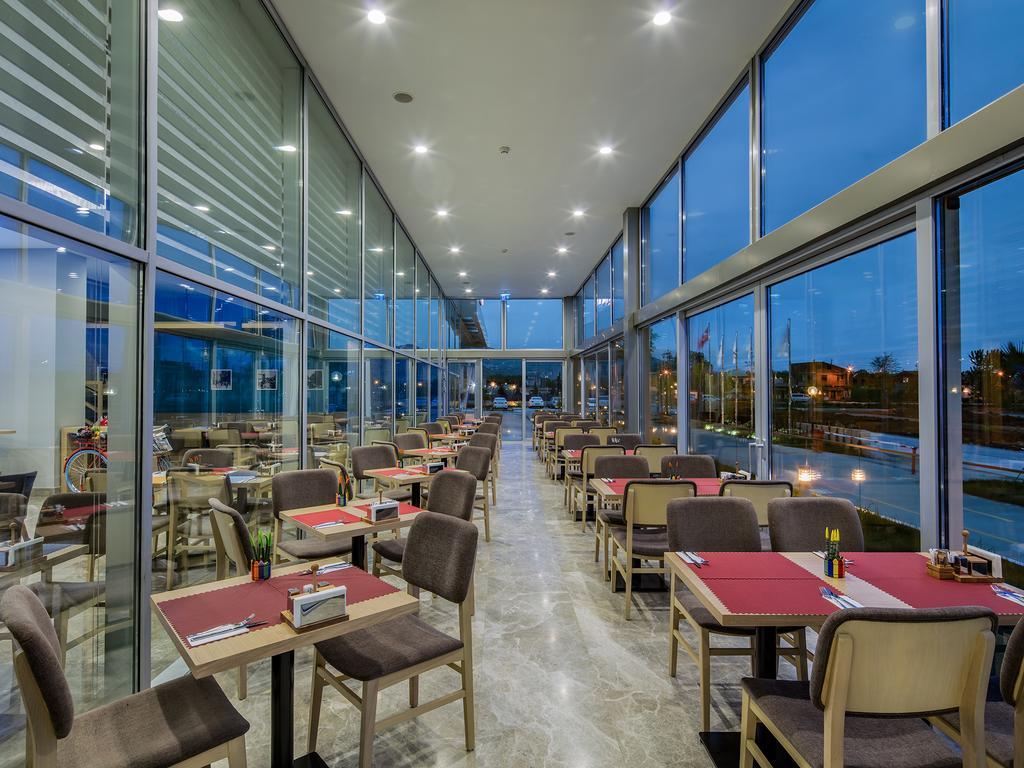 Park Inn By Radisson סאמסון מראה חיצוני תמונה